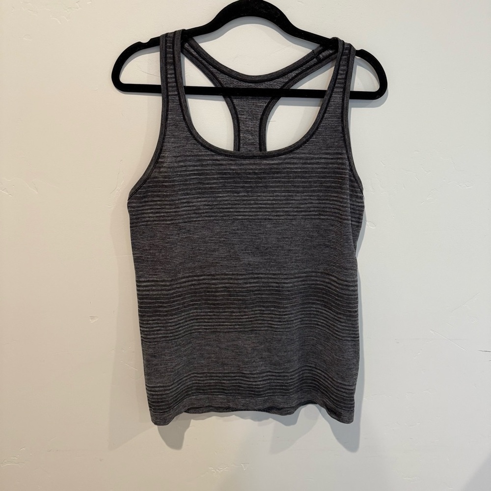 Patagonia Gray Striped Women's Tank Top Medium Athleisure Workout Outdoor Sporty